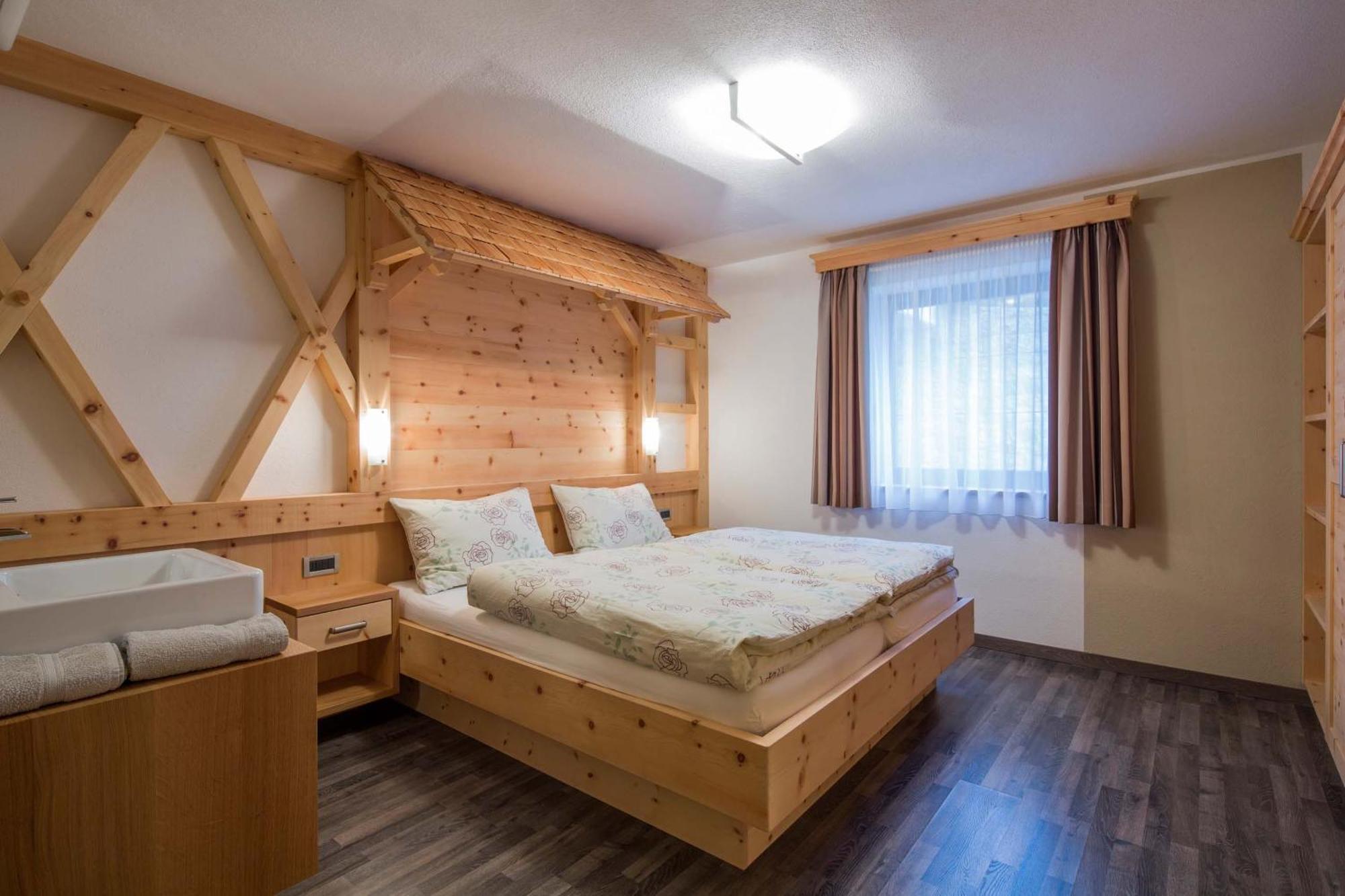Alpin Apartments Colfosco Kamer foto
