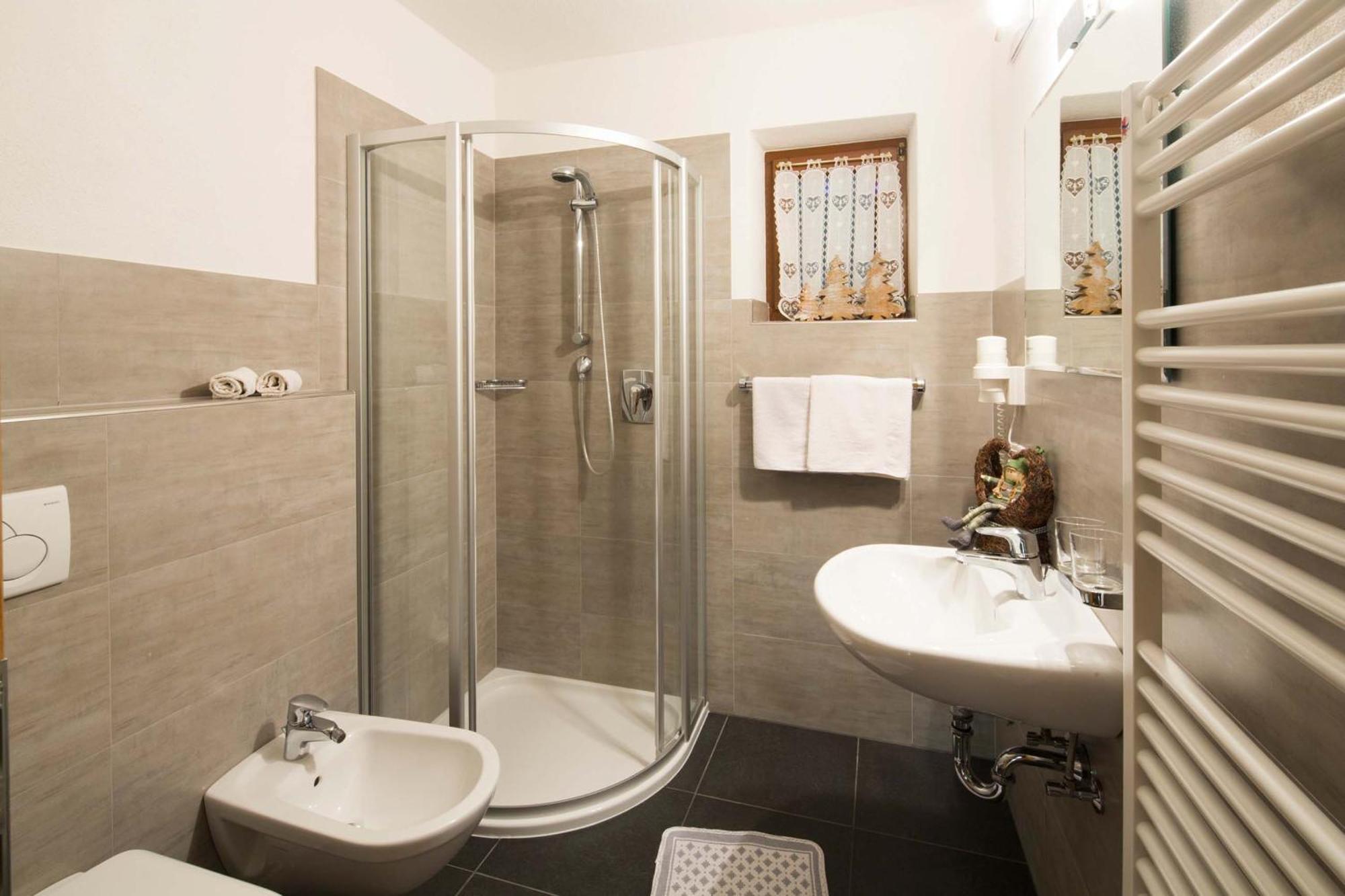Alpin Apartments Colfosco Kamer foto