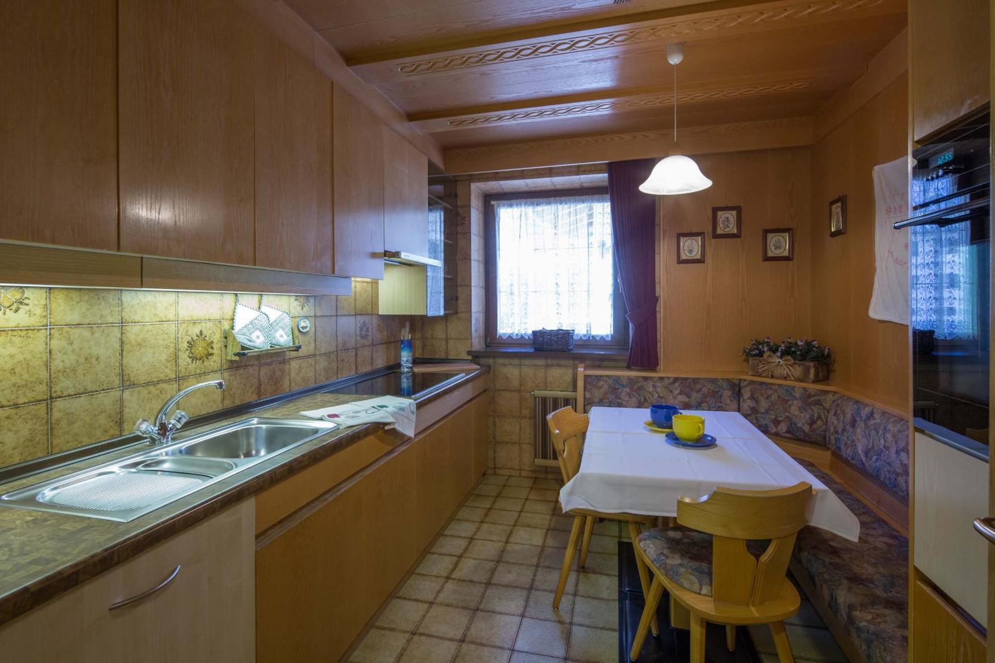 Alpin Apartments Colfosco Kamer foto