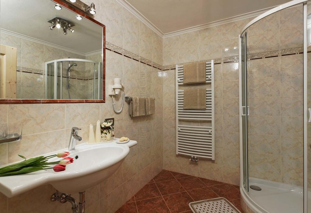 Alpin Apartments Colfosco Kamer foto