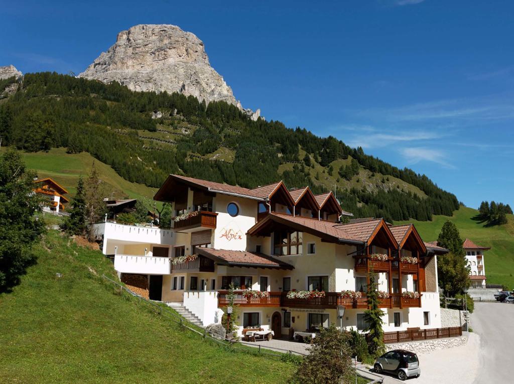 Alpin Apartments Colfosco Buitenkant foto
